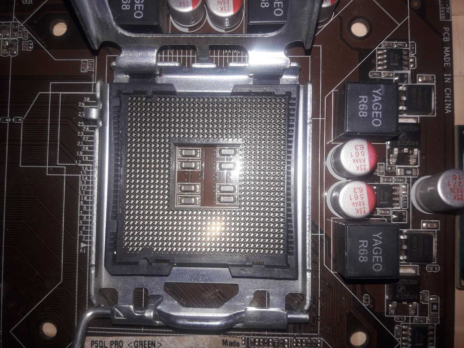 De vânzare Placă de bază ASUS P5QL-PRO socket 775 + Componente