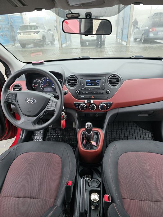Vând Hyundai I10