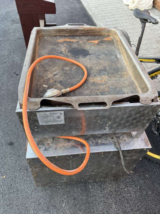 Профисионална газова скара