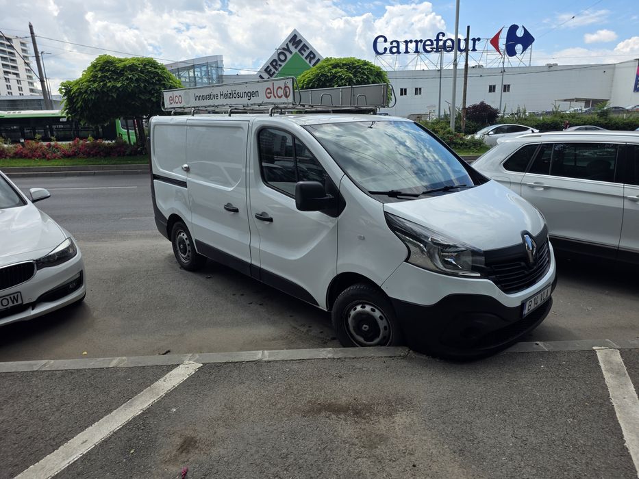 RENAULT Trafic 2018 — imagine 3