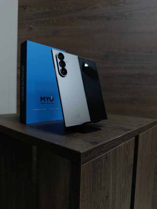 Samsung Galaxy Z Fold 7 | Stare Foarte Buna | 100% Baterie |  Silver Shadow | 512GB | Posibilitate In Rate | Acceptam Si Schimburi
