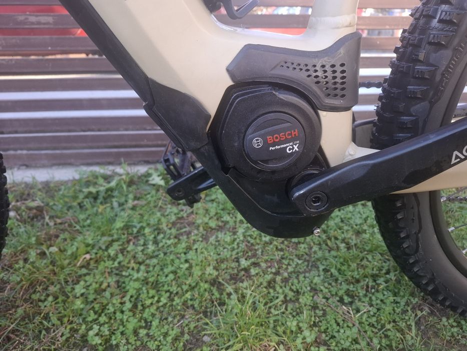 Bicicleta electrica Cube Reaction Pro Bosch