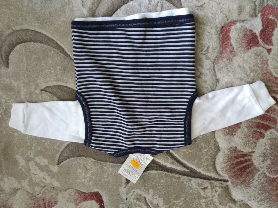 Комплект памучна блузка и жилетка