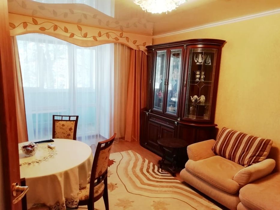 Сдам 3х ком квартиру , центр,рн Революции