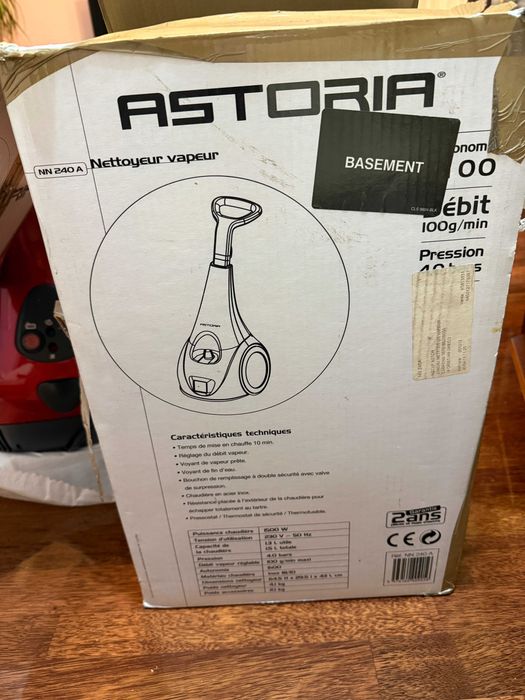 Aparat de curățat cu abur Astoria 4-Bar 1500W, Roșu, NN240AX