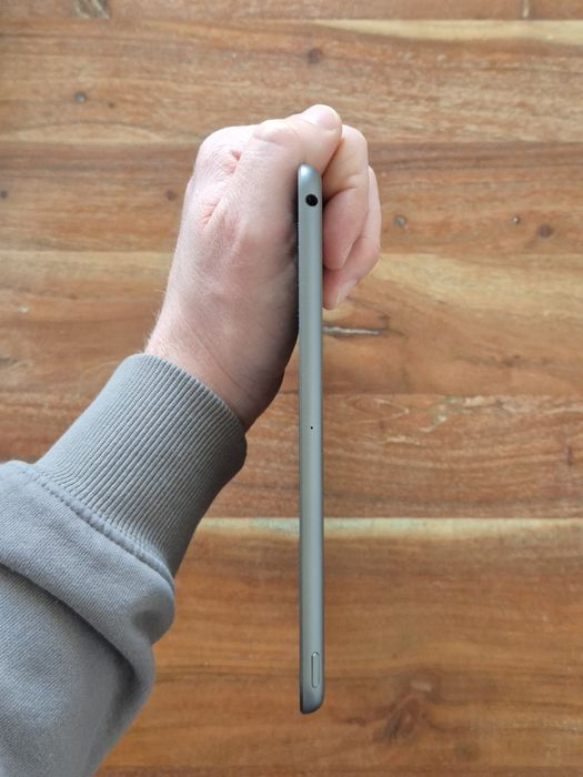 Tabletă iPad 8th 10.2 - 32GB