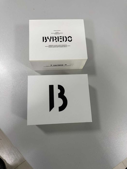 Byredo Super Cedar 100 ml Парфюм Унисекс