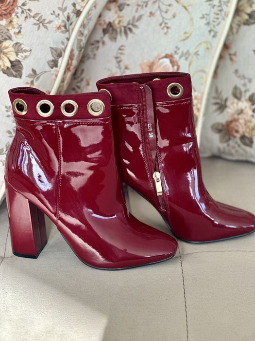 Елегантни Чисто нови дамски боти, цвят бордо #39