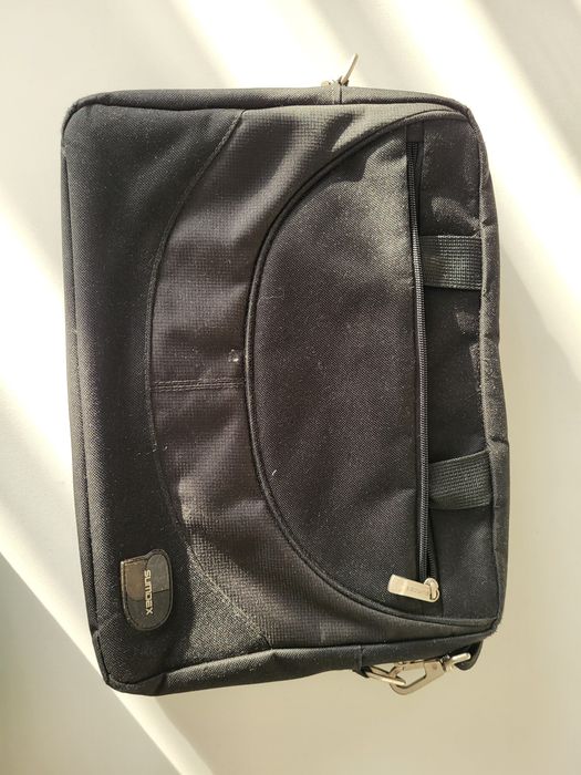 Сумки для ноутбука