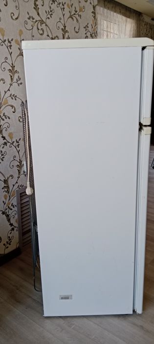 Продаётся холодильник на запчасти