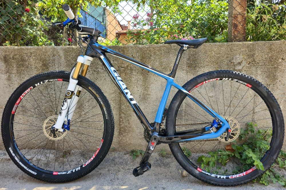 Карбонов планински велосипед Giant XTC 29 цола Fox 32 Kashima 2х10 Sram XO Карбонови курбели М размер рамка, Formula R1 спирачки DT swiss капли
