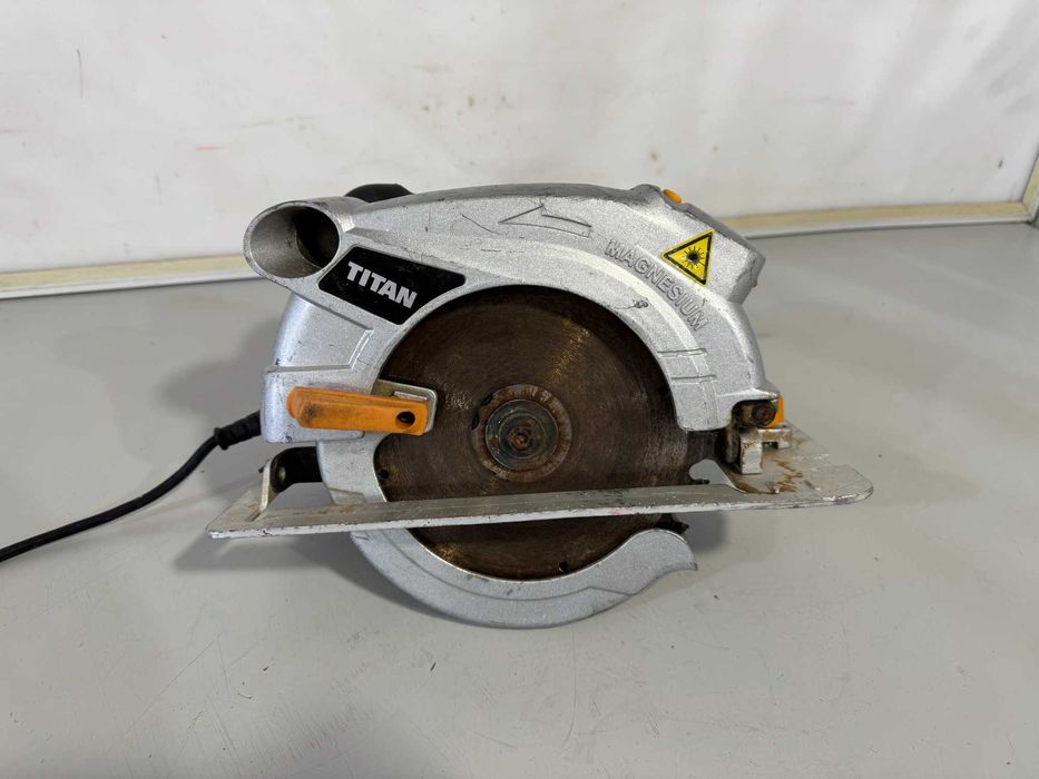 Ръчен циркуляр - Titan 1500 W / 190mm