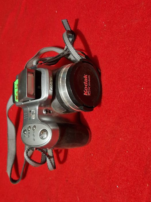 Aparat Photo  / camera digitala fara accesorii