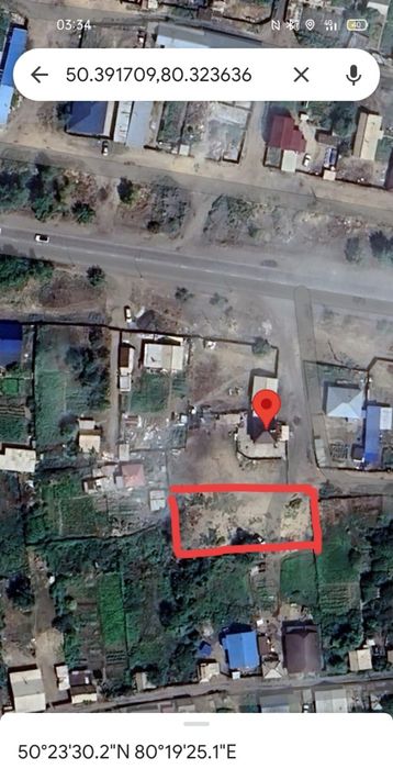 Участок в доль дороги с фундаментом