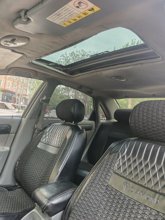 Ласетти сотилади