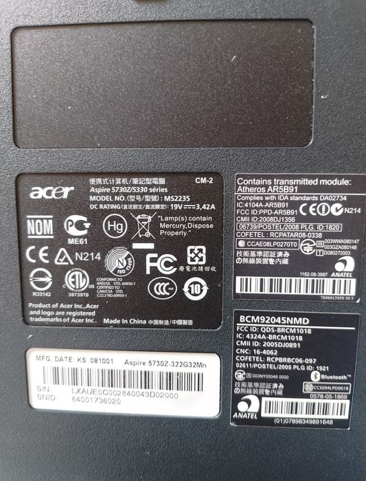 Laptop Acer Aspire 573OZ 322 giga.