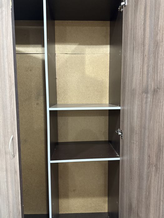 Продам шкаф недорого