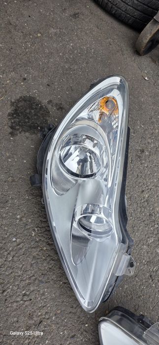 Far stanga si dreapta Opel corsa D