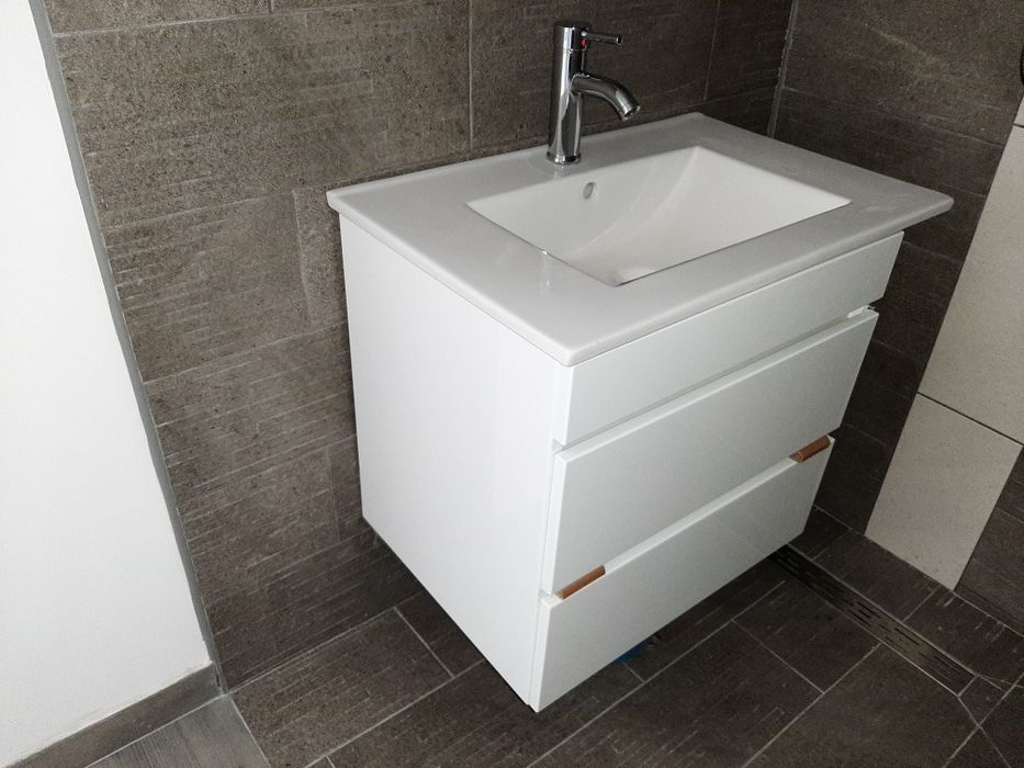 Mobila baie MDF, masca lavoar, ghiuveta, produs NOU, made in GERMANY