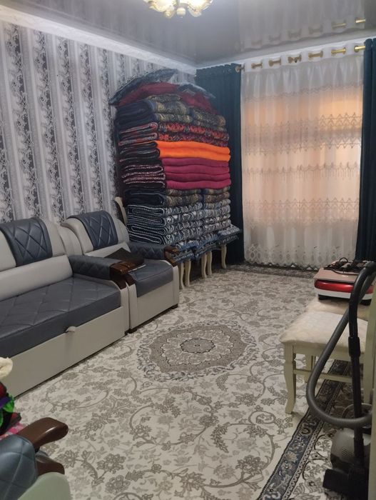 Chirchiq shahrida 3-xonali uy sotiladi