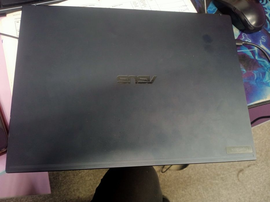 Ноутбук Асус в отличном состоянии