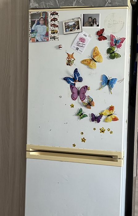Продам холодильник и по мелочи