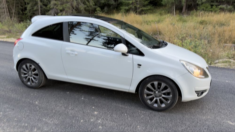 Opel corsa 1.2 2010