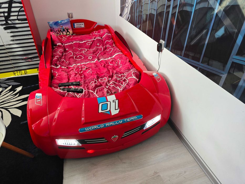 детска стая с легло кола FORMULA3