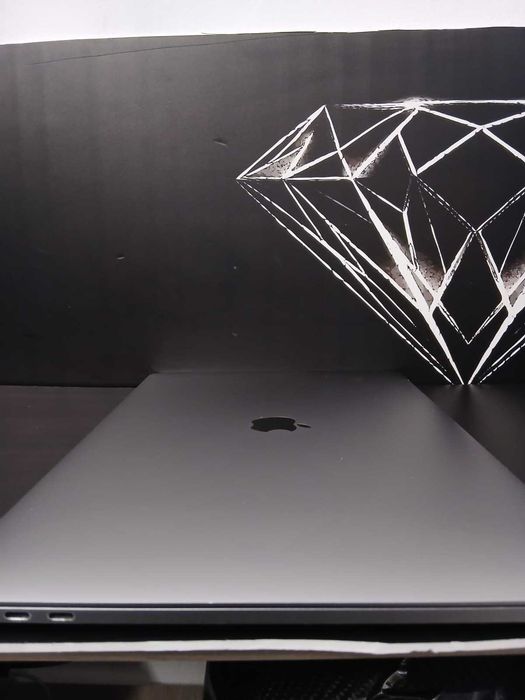macbook pro 16 i9 - Laptopuri oferte online | OLX.ro