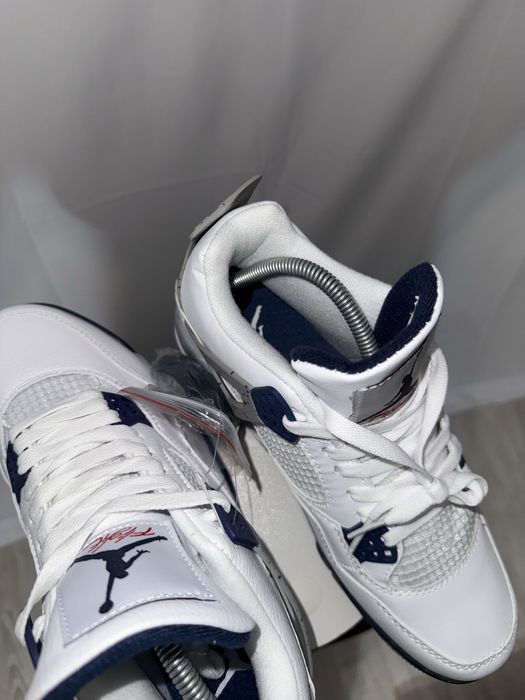 Adidasi Air jordan 4 albi 40, 44.5