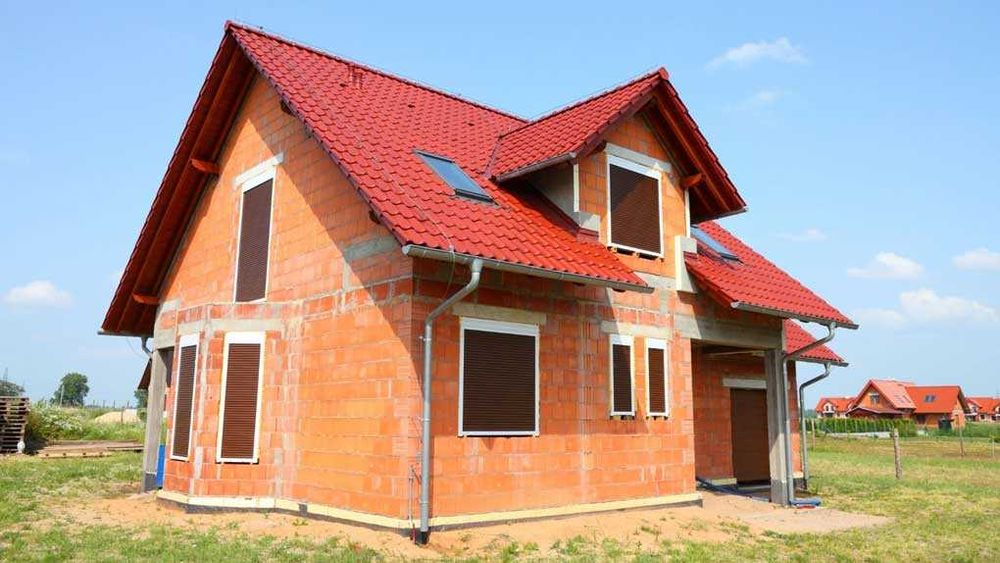 Casă la Roșu în 30 Zile | Prețuri Reale & Deviz Gratuit | Valmarez