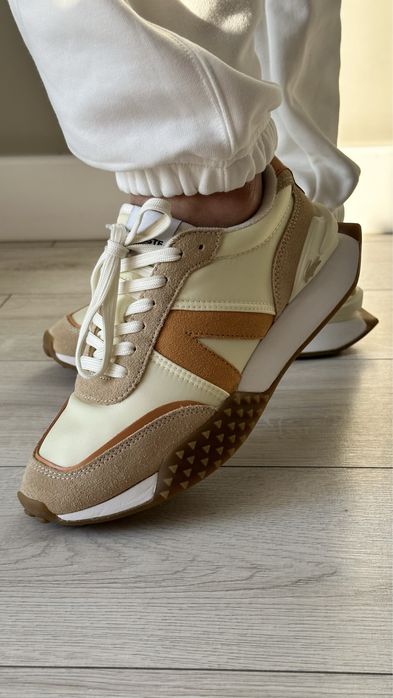 Кроссовки женские Lacoste