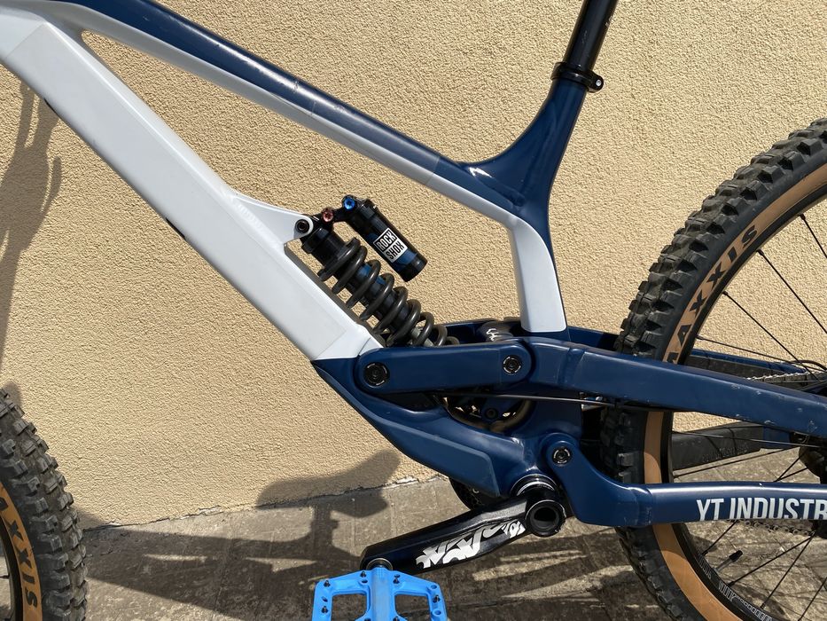 YT tues 2021 27,5 L Неразличимо от Ново!
