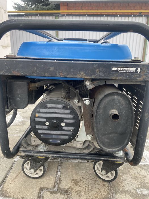 Генератор бензиновый 220В 3 кВт
