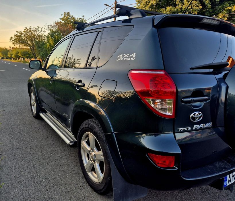 Vând toyota rav4 2007 înmatriculat