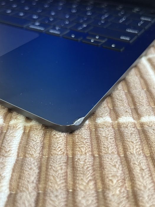 MacBook Air M2 на 8/512гб
