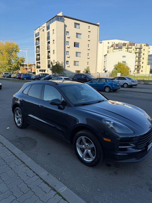 Vând urgent Porsche Macan 2021 2.0 benzină