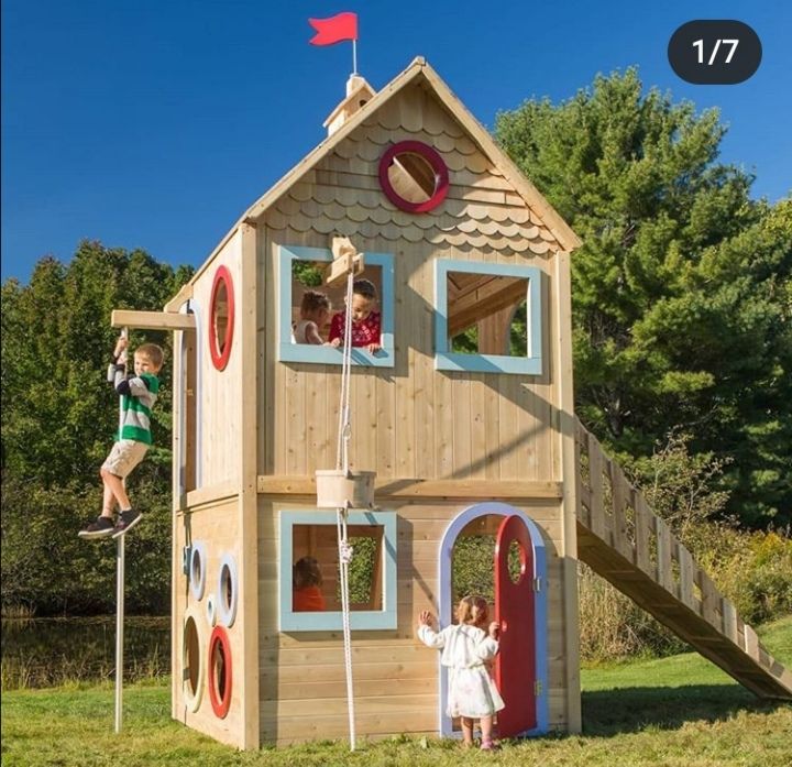 Замок принцессы и храброго рыцаря.