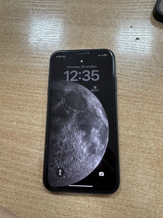 iPhone 11 128гига