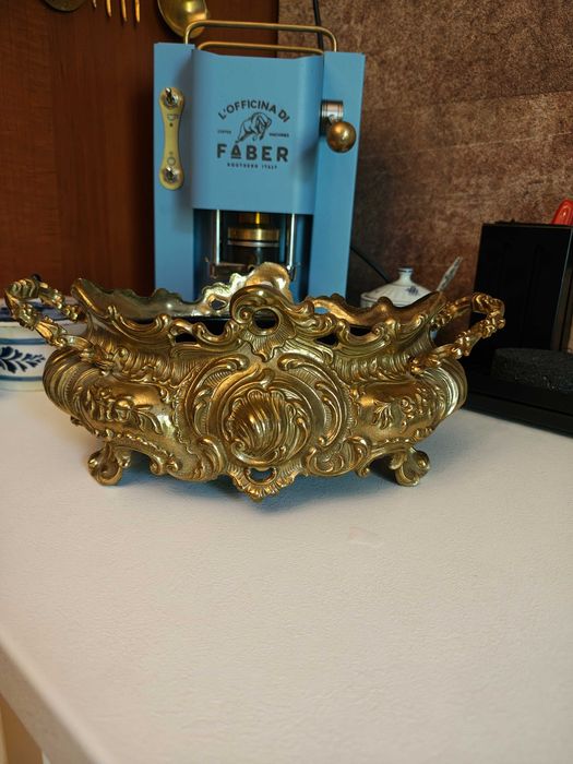 Антикварна масивна бронзова фруктиера Лоплюс подарък