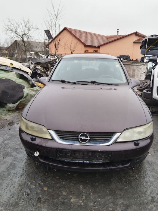 Far/faruri stanga/dreapta Lupa/Xenon Opel Vectra B facelift