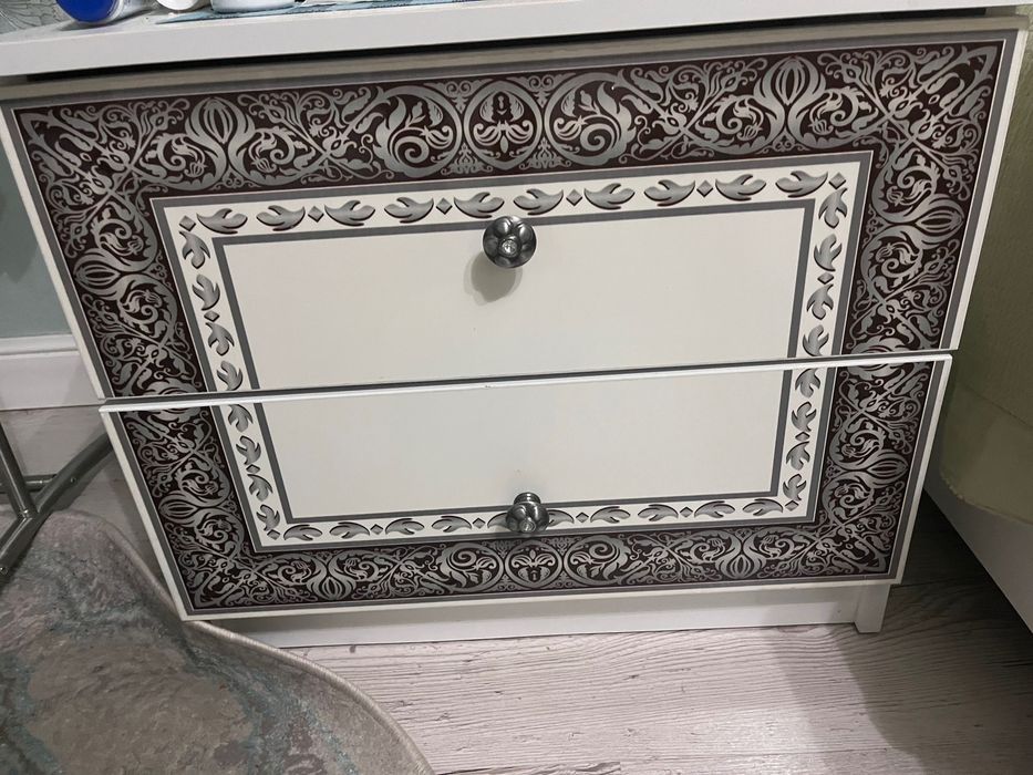 Продам спальный гарнитур