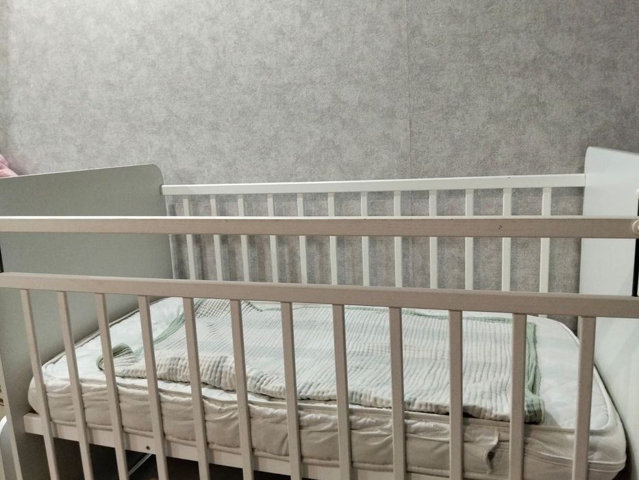 Манеж-кровать колыбельный