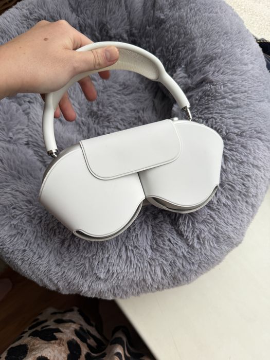 Наушники Apple Airpods max