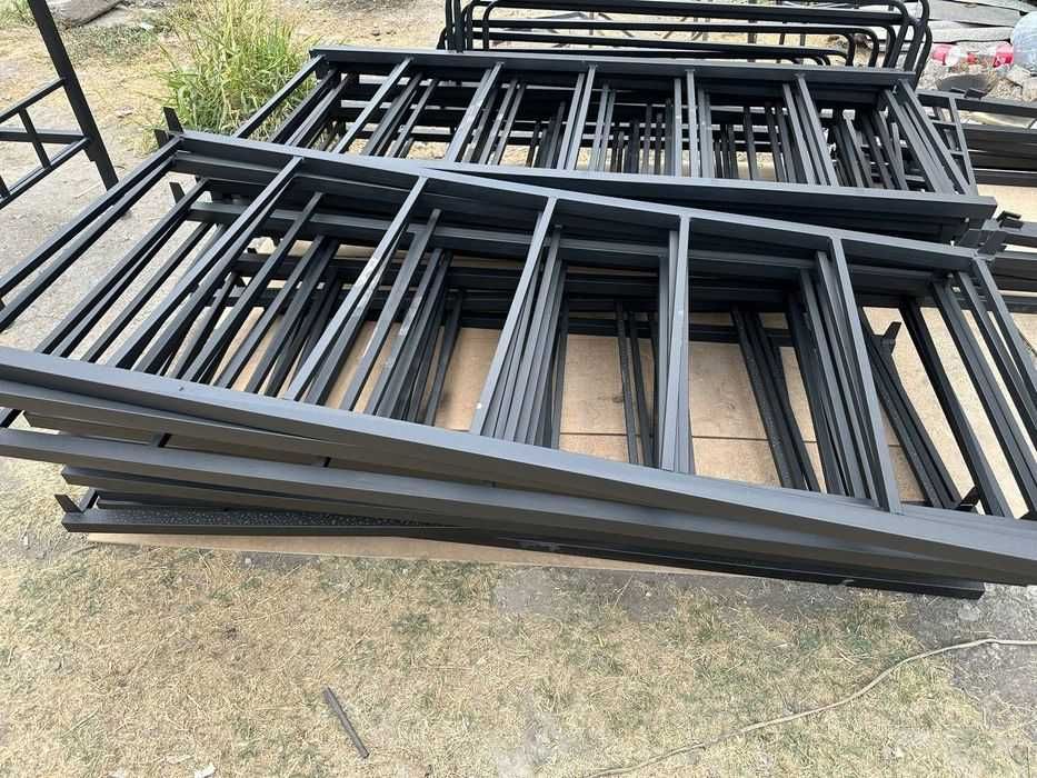 24 г.
Двухярисный кровать

75