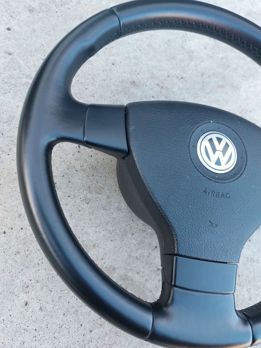 Volan 3 spite piele volkswagen passat B6/Golf 5/Touran/Jetta