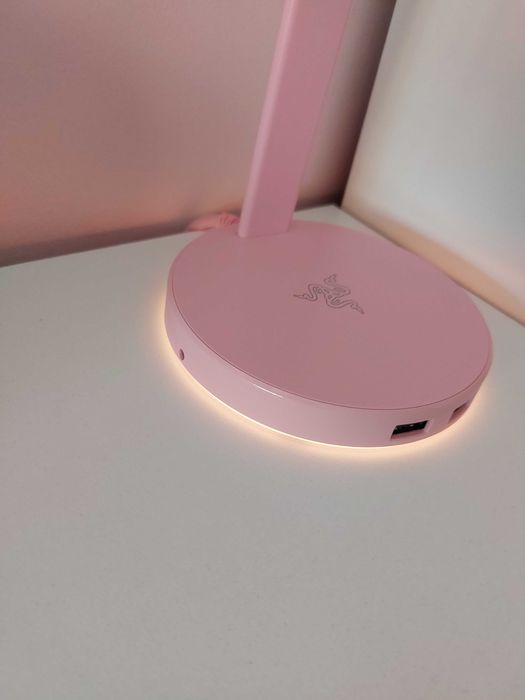 Razer Base Station V2 - Поставка за гейминг слушалки