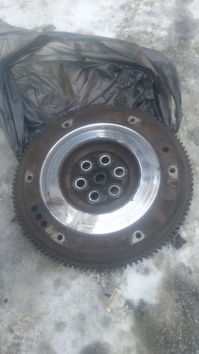 Мазда на разбор уневерсал 11991