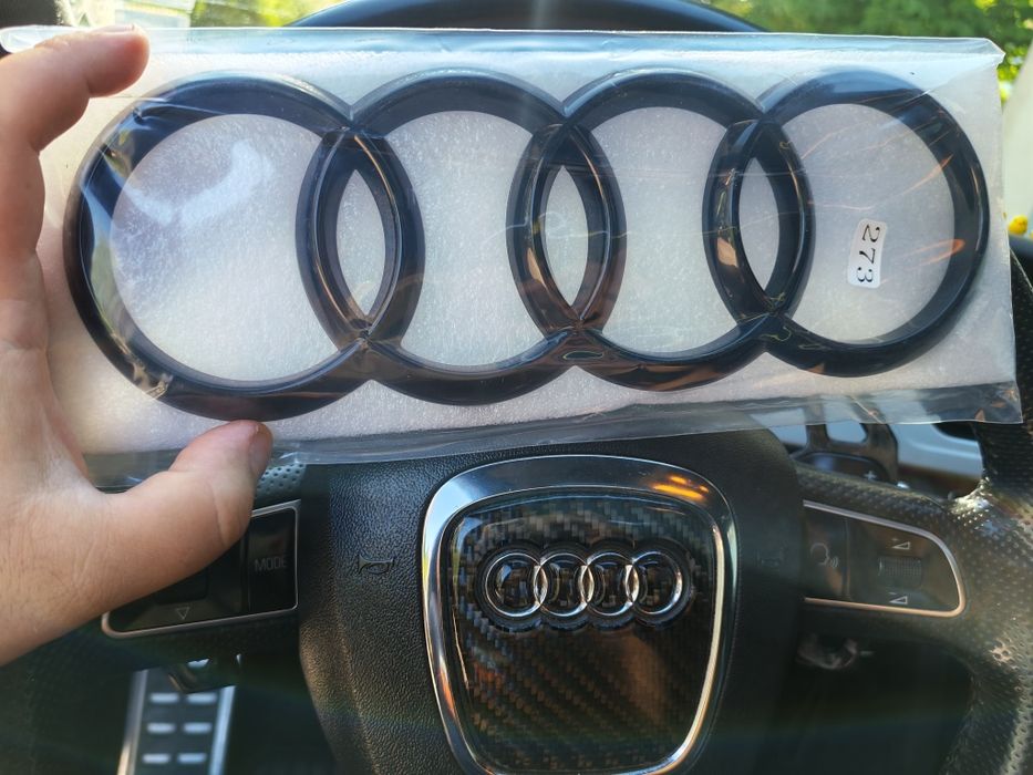 Емблема Ауди черен гланц Audi