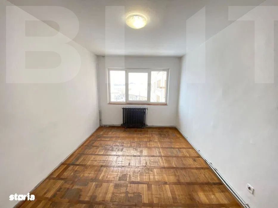 Apartament de vanzare - 3 camere – zona centrala, Strada Nicolae Bal